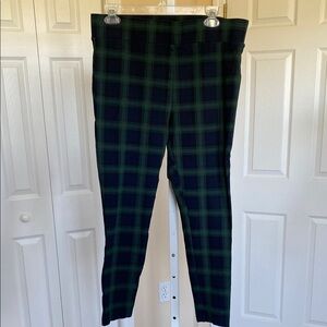 LOFT Green and Black Plaid Leggings with Stretchy Comfort